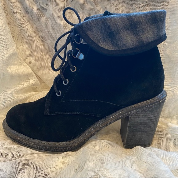 White Mountain Fall Black Suede Leather Booties w/ 3.5”Heel - size 8 - Picture 7 of 16